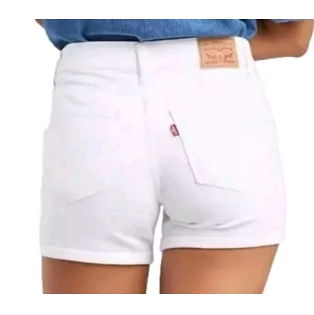 Levi's Mom Jean Shorts White Stretch Denim Mid Rise Cuffed Hems Sz 30 32/4" New